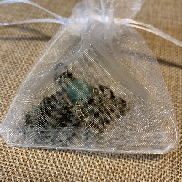 Butterfly Necklace Green Stone One of a kind Hand Crafted - Picture 7 of 7